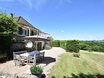 G�te With Private Swimming Pool And Stunning View Of The Lac de Panneci�re