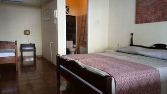 Bed & Breakfast Bunga Ayu Seaside Resort