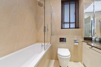 Luxurious 2-bed Apt, 5 Mins From Buckingham Palace