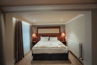 Dunadry Hotel And Gardens