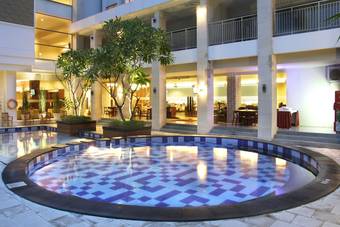 Bueno Colombo Hotel