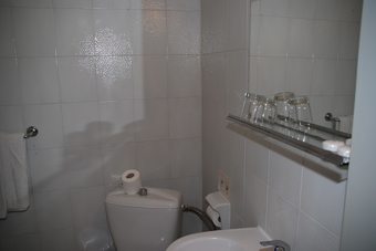 The Caravel Hotel