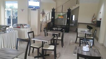 Ambulu Hotel