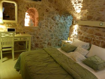 St. George Sykoussis Traditional Residence