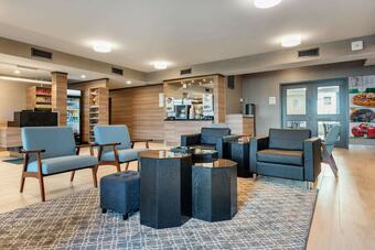 Hotel Quality Inn & Suites