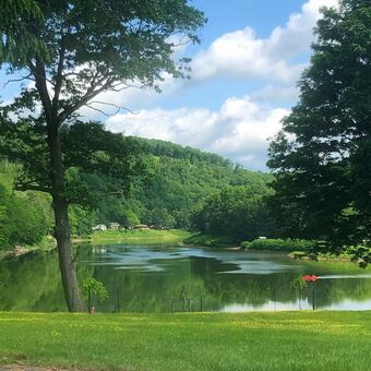 Hotel Moonriver Inn