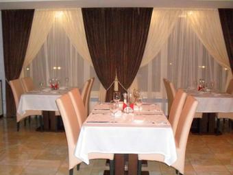 Druzhba Hotel
