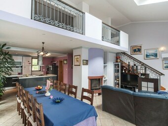 Cosy Holiday Home In Veliki Bro?anac With Swimming Pool