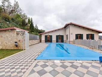 Valley-view Villa In San Mango D'aquino With Jacuzzi