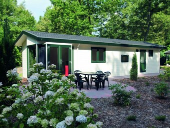 Comfortable Chalet With Dishwasher, In A Nature Reserve