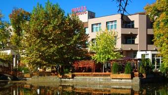 Hotel Ezeroto