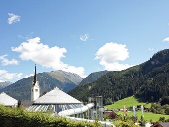 Cozy Holiday Home In Wald Im Pinzgau With Swimming Pool