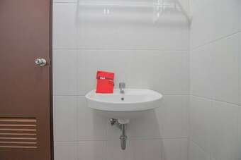 Hotel Reddoorz Syariah @ Sarongge Cianjur