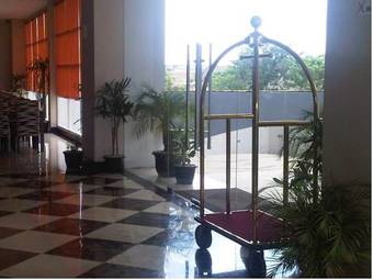 Tree Hotel Makassar