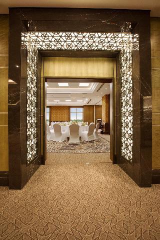 Ayla Grand Hotel