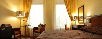 Menorah Hotel