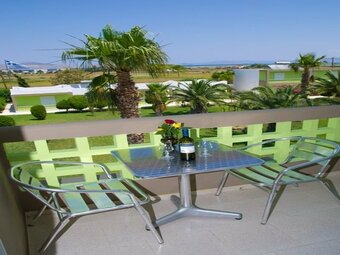 Giakalis Aparthotel