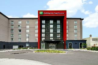 Hotel Holiday Inn Express And Suites Oshawa Downtown