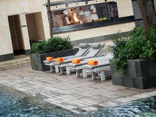 Delonix Hotel Karawang