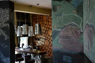 Hotel Forest Suites