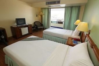 Pin Hotel