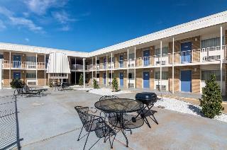 Hotel Budget Inn Clinton