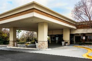 Clarion Inn
