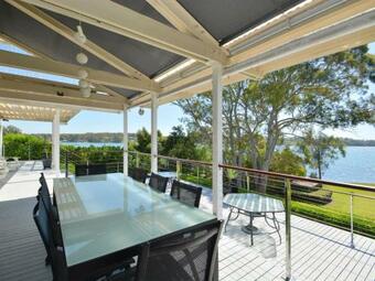 Morisset Memories