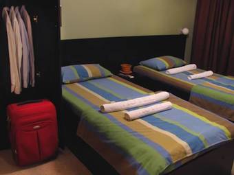 4 Rooms Apartments