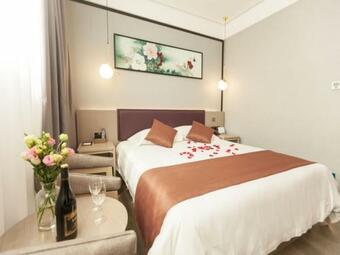 Gya Jiaxing Tongxiang City Century Avenue Hotel