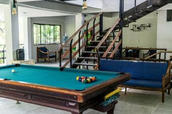 Hotel Yuluka Hostel