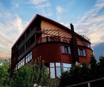 Hostal Casa Moroeni