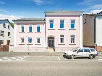 Inviting Apartment In Bad Camberg Near Vogelburg Park
