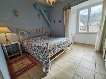 G�te Lavo�te-sur-loire, 4 Pi�ces, 5 Personnes - Fr-1-582-238