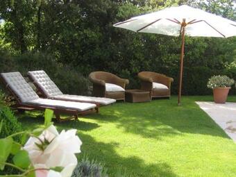 Luxurious Mansion With Swimming Pool In Vaison-la-romaine