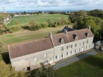Manoir De L?ormel Omaha Beach