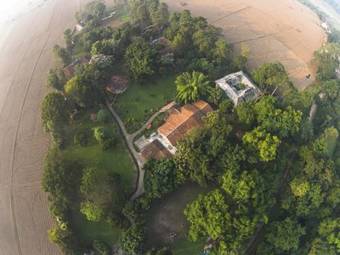 Hotel Green Mansions Resort