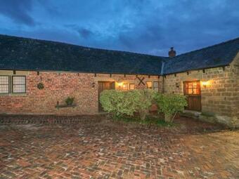Woodland Lodge