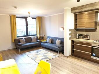 Be More Homely Bhx An Entire North Birmingham Stylish House With King Bed Free Parking And Wifi