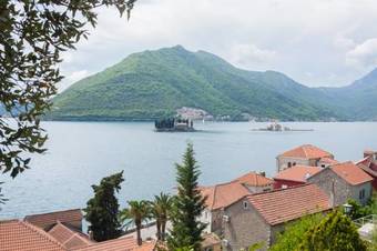 Apartments Perasto