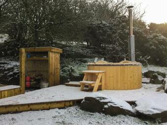 Knowe Lodge