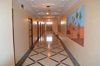 Hotel Almanader