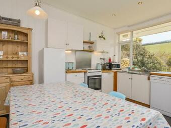 2 Brook Cottages