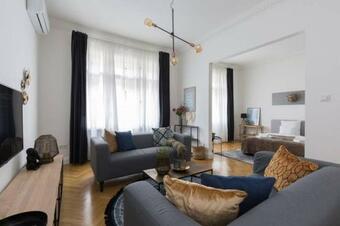 Apartamento Style & Harmony In The Absolute Center Of Budapest