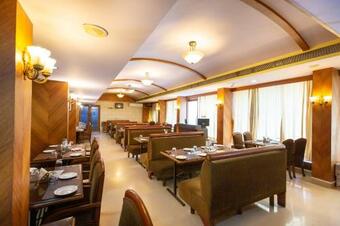 Hotel Express Inn