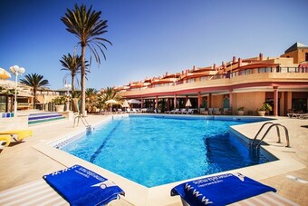 Esmeralda Maris By Livvo