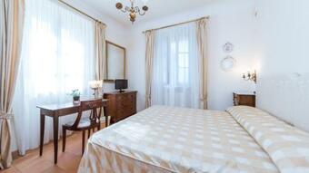 Villa Borgo Colle Ridente 13