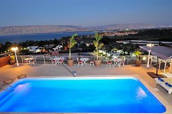 Camila Resort