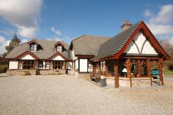 Tudor Lodge B&B