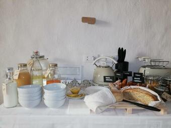 Hostal C� Ma�na